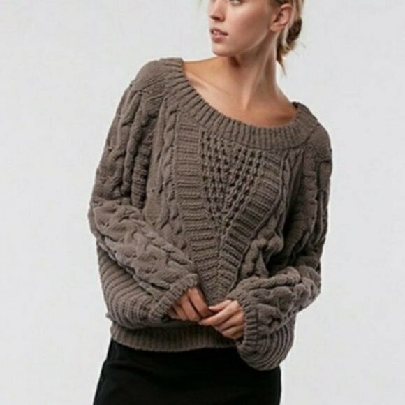 Express Sweaters - Express Cable Knit Balloon Sleeve Tan Sweater